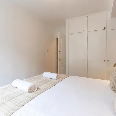 Lovely Apartment Near Hyde Park & Oxford St Londres Habitación foto